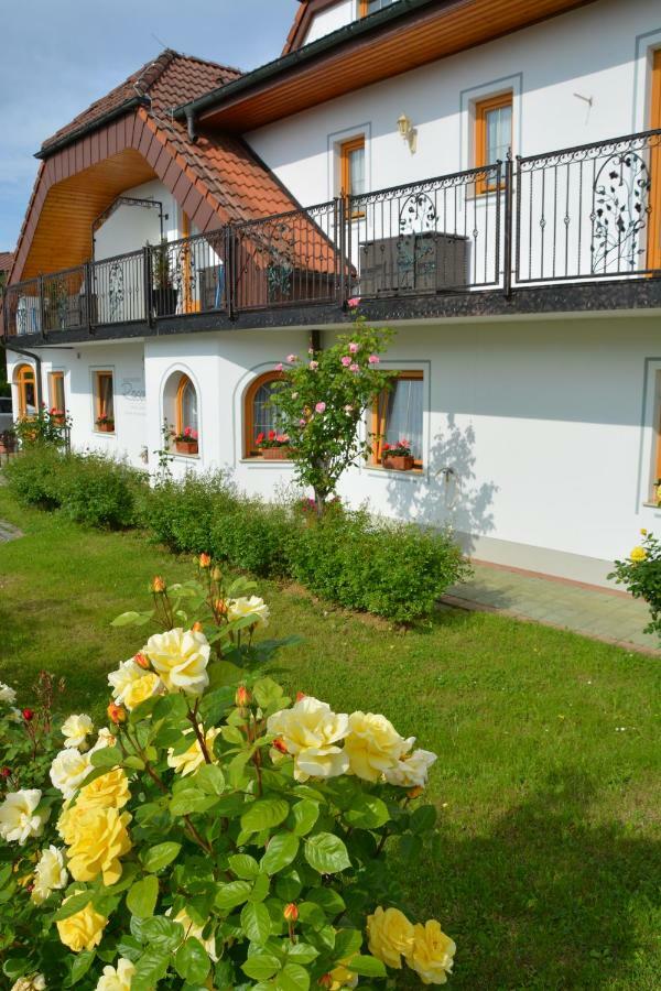 Pension Restaurant Rosenberg Hotel Jennersdorf Exterior photo